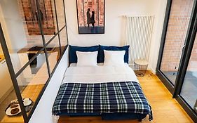 Chic Apartment In Historic Koneser Area